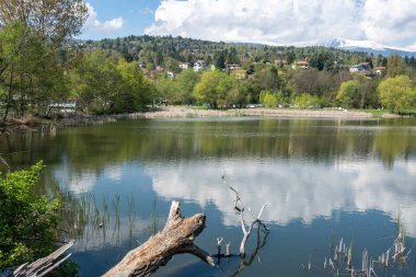 Pancharevo Gölü Bahar Manzarası, Sofya Şehir Bölgesi, Bulgaristan
