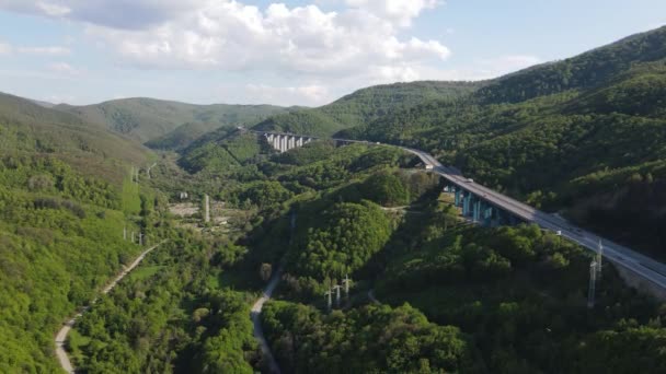 Vista Aérea Auto Estrada Vitinya Pass Hemus Região Sófia Bulgária — Vídeo de Stock