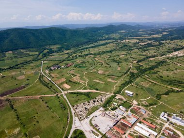 Bulgaristan 'ın Pazardzhik bölgesinin tarihi Strelcha kentinin hava manzarası
