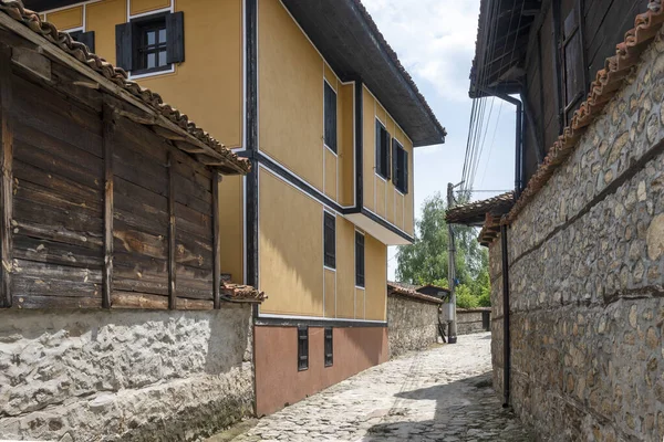 Rue Typique Vieilles Maisons Dans Ville Historique Koprivshtitsa Région Sofia — Photo