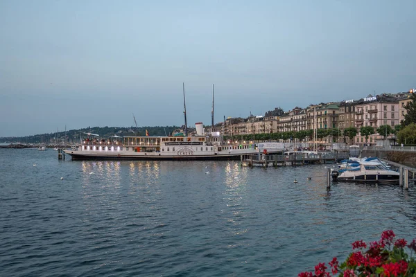 Geneva Ελβετια Ιουνιου 2023 Καταπληκτική Θέα Στο Ηλιοβασίλεμα Της Embankment — Φωτογραφία Αρχείου