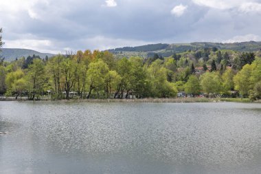 Pancharevo Gölü Bahar Manzarası, Sofya Şehir Bölgesi, Bulgaristan