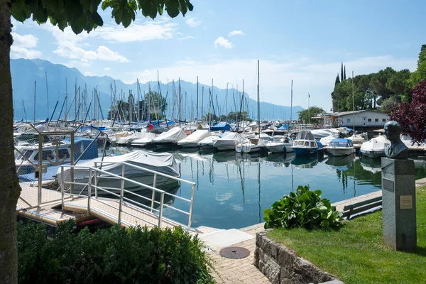 Stock image MONTREUX, SWITZERLAND - JUNE 19, 2023: Summer Panorama of town of Montreux, Canton of Vaud, Switzerland