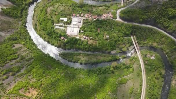 Καταπληκτική Αεροφωτογραφία Του Φαραγγιού Iskar Κοντά Στο Χωριό Bov Βαλκανικά — Αρχείο Βίντεο