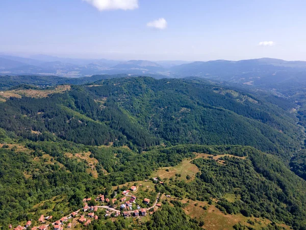 Niesamowity Letni Krajobraz Góry Erul Pobliżu Szczytu Kamenititsa Obwód Pernicki — Zdjęcie stockowe