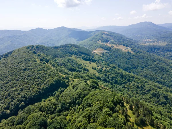 保加利亚Pernik地区Kamenititsa峰附近的Erul山夏季奇景 — 图库照片