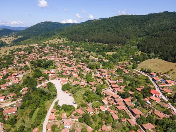 Zheravna köyünün 19 'uncu yüzyıl evleri, Sliven Bölgesi, Bulgaristan