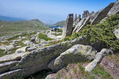 Bulgaristan 'ın Kalin zirvesi yakınlarındaki Rila Dağı' nın İnanılmaz Yaz Manzarası