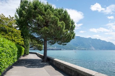 Montreux kasabası Embankment Panoraması, Vaud Kantonu, İsviçre