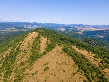 Rudina Dağı, Pernik Bölgesi, Bulgaristan 'ın İnanılmaz Yaz Manzarası