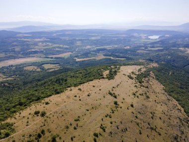 Rudina Dağı, Pernik Bölgesi, Bulgaristan 'ın İnanılmaz Yaz Manzarası
