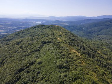 Rudina Dağı, Pernik Bölgesi, Bulgaristan 'ın İnanılmaz Yaz Manzarası