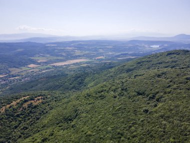 Rudina Dağı, Pernik Bölgesi, Bulgaristan 'ın İnanılmaz Yaz Manzarası