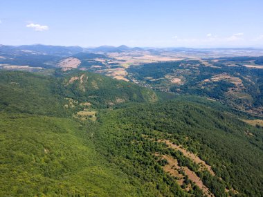 Rudina Dağı, Pernik Bölgesi, Bulgaristan 'ın İnanılmaz Yaz Manzarası