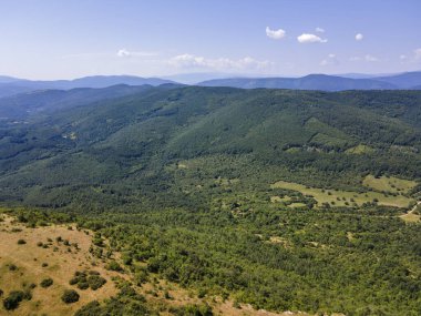 Rudina Dağı, Pernik Bölgesi, Bulgaristan 'ın İnanılmaz Yaz Manzarası