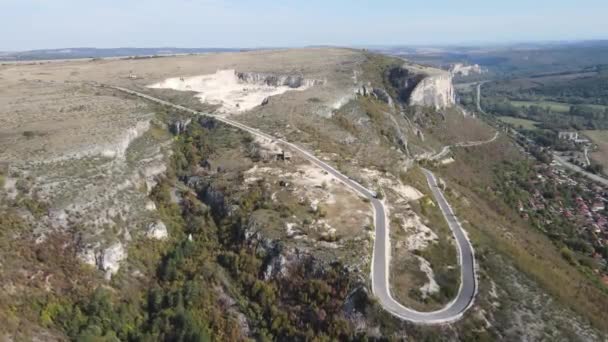 Вид Повітря Каньйон Голіам Дол Поблизу Села Куніно Ватса Болгарія — стокове відео