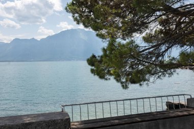 Montreux kasabası Embankment Panoraması, Vaud Kantonu, İsviçre