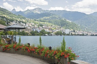 Montreux kasabası Embankment Panoraması, Vaud Kantonu, İsviçre