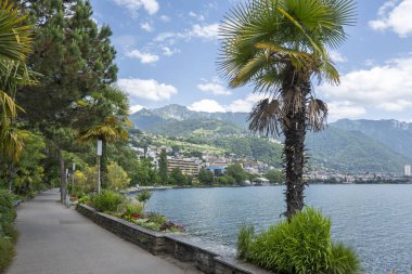 Montreux kasabası Embankment Panoraması, Vaud Kantonu, İsviçre