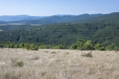 Rudina Dağı, Pernik Bölgesi, Bulgaristan 'ın İnanılmaz Yaz Manzarası