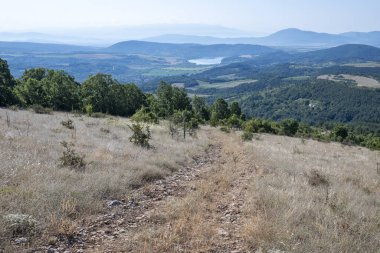 Rudina Dağı, Pernik Bölgesi, Bulgaristan 'ın İnanılmaz Yaz Manzarası