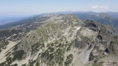 Topolnitsa Reservoir, Sredna Gora Dağı, Bulgaristan 'ın yay manzarası