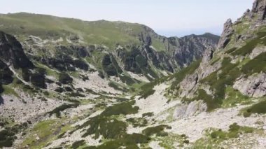 Topolnitsa Reservoir, Sredna Gora Dağı, Bulgaristan 'ın yay manzarası