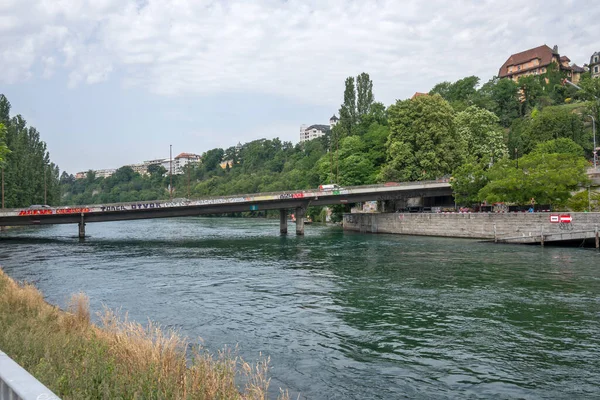 Geneva Suíça Junho 2023 Vista Incrível Rio Rhone Cidade Genebra — Fotografia de Stock