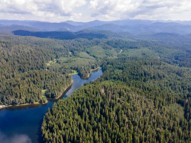 Shiroka polyana (Geniş çayır) Reservoir, Pazardzhik Bölgesi, Bulgaristan