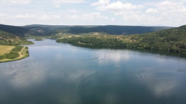 Flygfoto Över Pchelina Reservoir Pernikregionen Bulgarien — Stockvideo