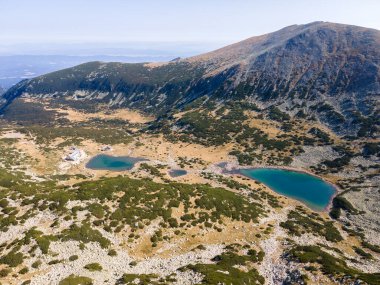 Bulgaristan 'ın Musala zirvesi yakınlarındaki Rila Dağı' nın şaşırtıcı hava manzarası