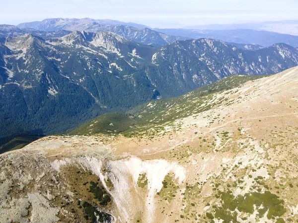 Niesamowity Widok Lotu Ptaka Górę Rila Pobliżu Szczytu Musala Bułgaria — Zdjęcie stockowe