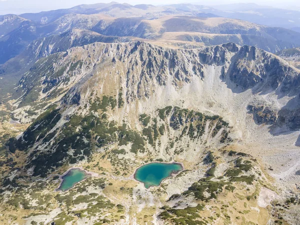 ブルガリアのムサラ山頂付近のリラ山の素晴らしい空中ビュー — ストック写真