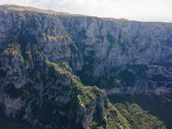 希腊伊庇鲁斯省扎戈里市Vikos Gorge Pindus Mountains的空中美景令人惊叹 — 图库照片