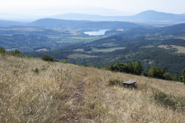 Rudina Dağı, Pernik Bölgesi, Bulgaristan 'ın İnanılmaz Yaz Manzarası