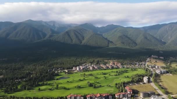 Vista Aérea Incrível Montanha Pirin Perto Cidade Bansko Bulgária — Vídeo de Stock