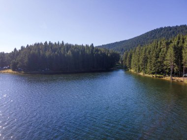 Bulgaristan 'ın Pazardzhik bölgesinin Golyam Beglik Baraj Havalimanı manzarası
