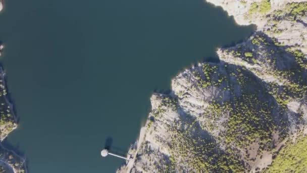 Fantastisk Antenn Utsikt Över Borovitsa Reservoir Rhodope Mountains Bulgarien — Stockvideo
