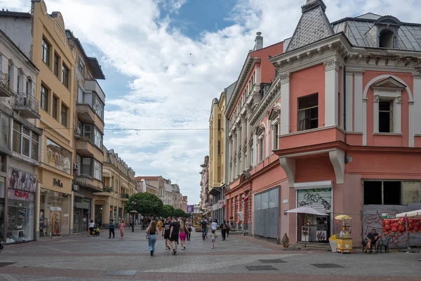 PLOVDIV, BULGARIA - 11 Haziran 2023: Bulgaristan 'ın Filibe kentinin şaşırtıcı Panoramik görünümü