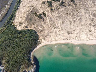 Bulgaristan 'ın Burgaz Bölgesi, Arkutino plajının şaşırtıcı hava manzarası