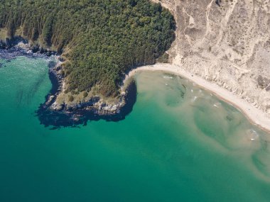 Bulgaristan 'ın Burgaz Bölgesi, Arkutino plajının şaşırtıcı hava manzarası