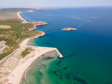 Bulgaristan 'ın Burgaz Bölgesi, Arkutino plajının şaşırtıcı hava manzarası