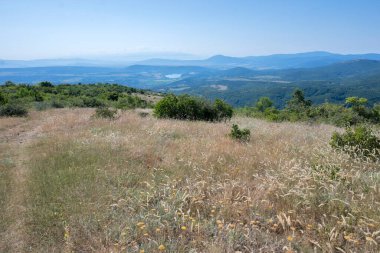 Rudina Dağı, Pernik Bölgesi, Bulgaristan 'ın İnanılmaz Yaz Manzarası