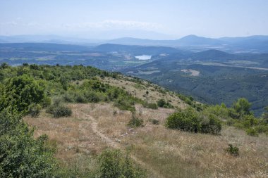 Rudina Dağı, Pernik Bölgesi, Bulgaristan 'ın İnanılmaz Yaz Manzarası