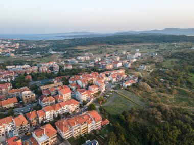 Bulgaristan 'ın Burgaz Bölgesi' nin eski Sozopol kentinin hava gün batımı manzarası