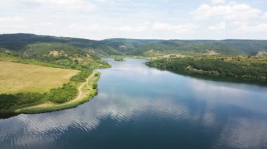 Bulgaristan 'ın Pernik Bölgesi, Pchelina Reservoir havadan görüşü