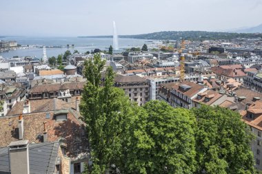 GENEVA, SWitzERLAND - 20 Haziran 2023: İsviçre 'nin Cenevre kentinin şaşırtıcı Panoramik manzarası