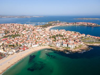 Bulgaristan 'ın Burgaz Bölgesi Sozopol ve Harmanite Plajı' nın hava manzarası