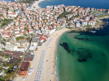 Bulgaristan 'ın Burgaz Bölgesi Sozopol ve Harmanite Plajı' nın hava manzarası