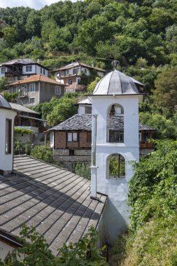 19. yüzyıldan kalma otantik evleri olan Delchevo köyü, Blagoevgrad bölgesi, Bulgaristan